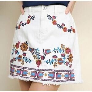 Umgee Women’s Small Embroidered Floral White Denim Skirt